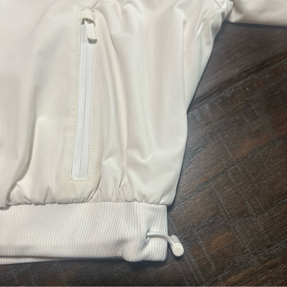 ALO Yoga Elevation Coverup 1/4 Zip Crop Fleece drawcord Hem Ivory No Tag Small? - Picture 4 of 11